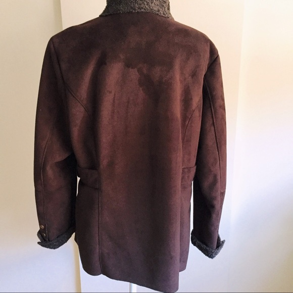 🤎 Talbots very smart fitted Chocolate imitation suede coat. - Picture 2 of 11